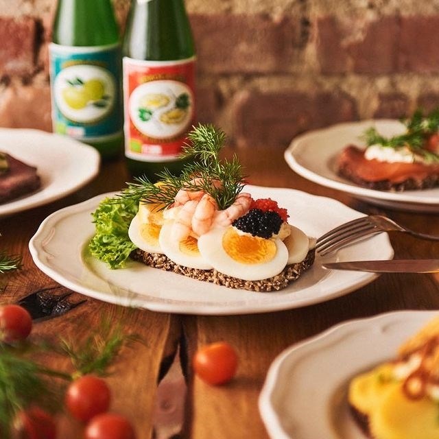 Hyggelig atmosfære hos Josephines Smørrebrød